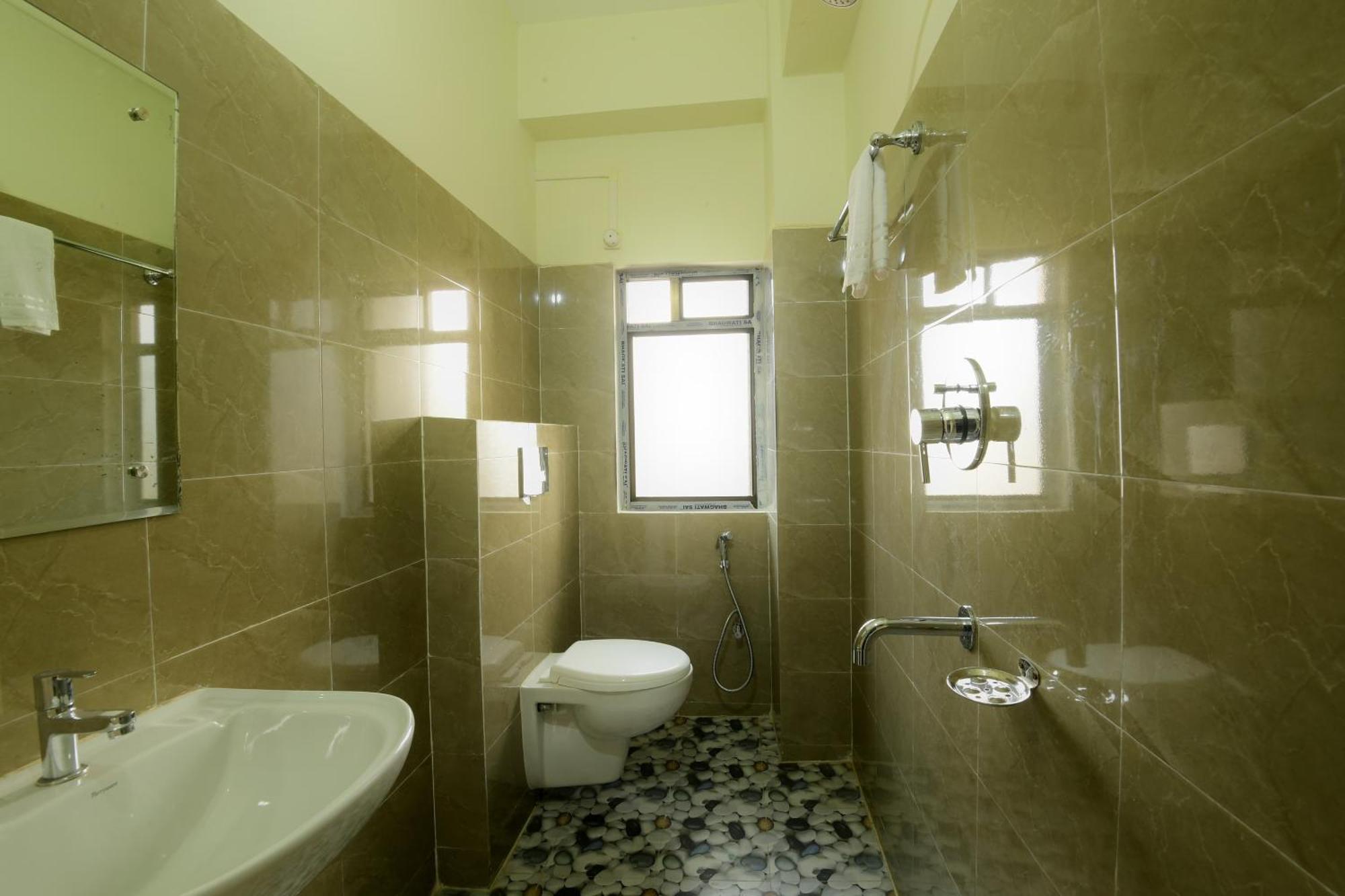 Hotel Bhargav Γουβαχάτι Εξωτερικό φωτογραφία