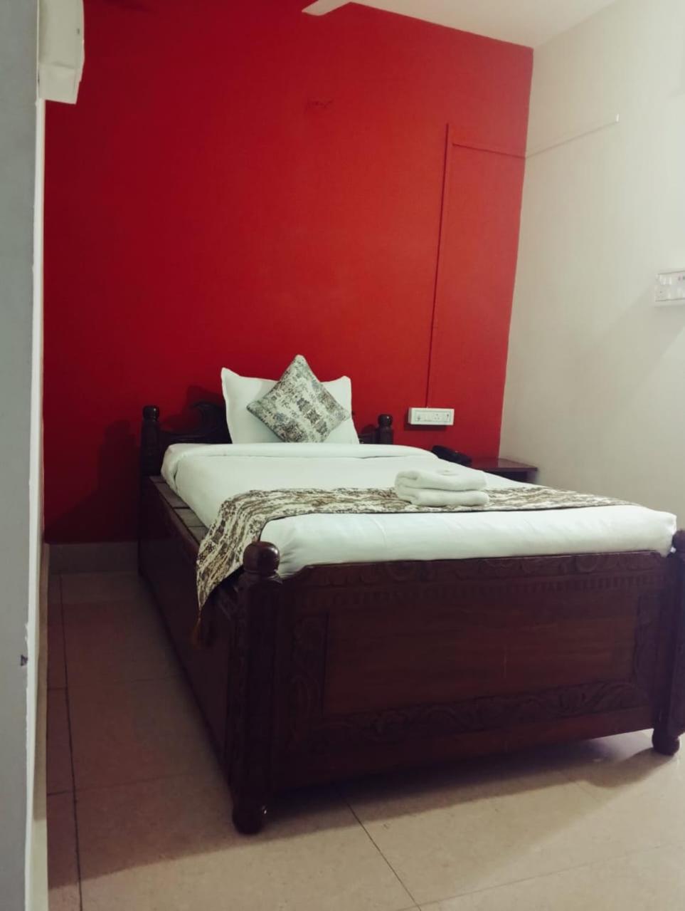 Hotel Bhargav Γουβαχάτι Εξωτερικό φωτογραφία